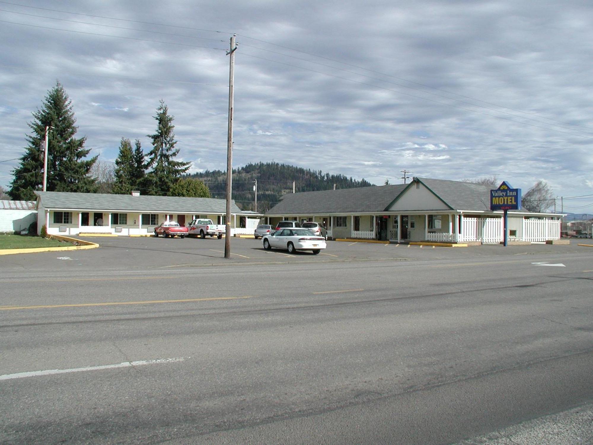 Valley Inn - Lebanon Oregon Buitenkant foto
